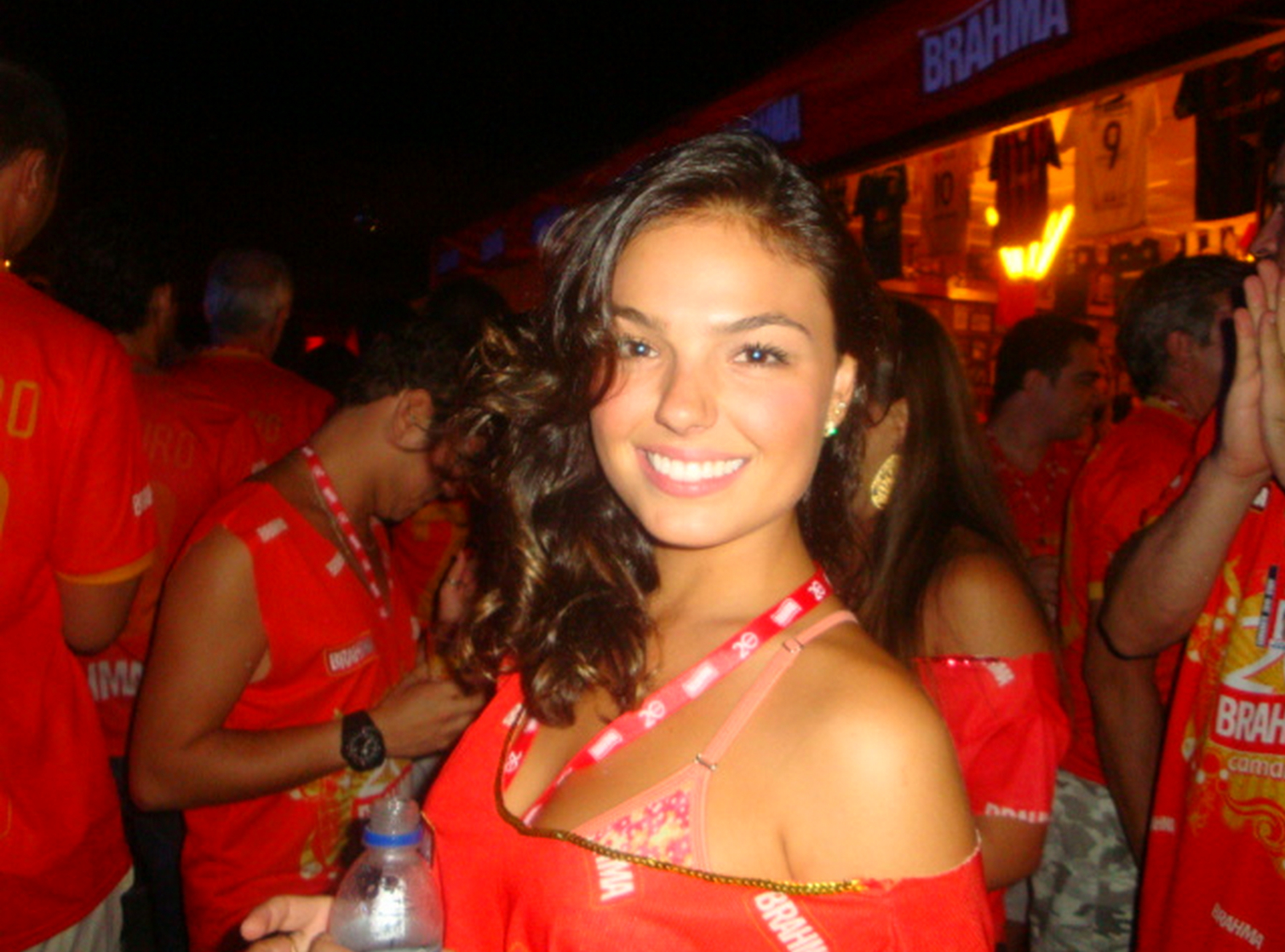 Isis Valverde Isis Valverde