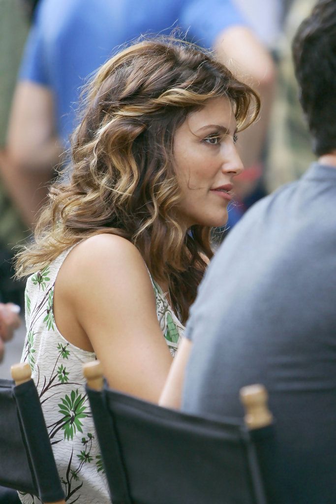 Picture of Jennifer Esposito.