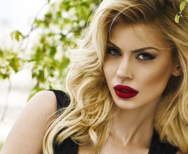 Picture of Luana Vjollca