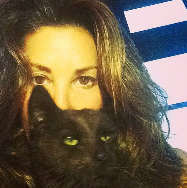 Picture of Gina Gershon