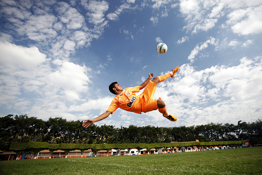 Felipe Simas