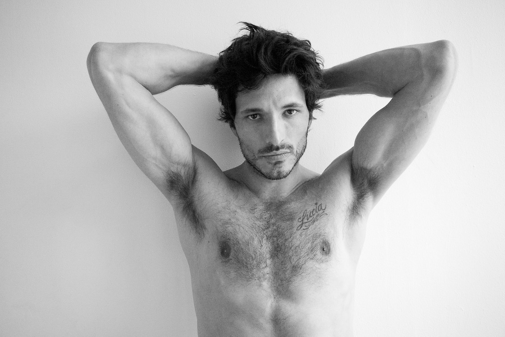 Picture of Andrés Velencoso