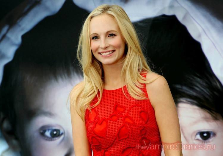 Candice Accola
