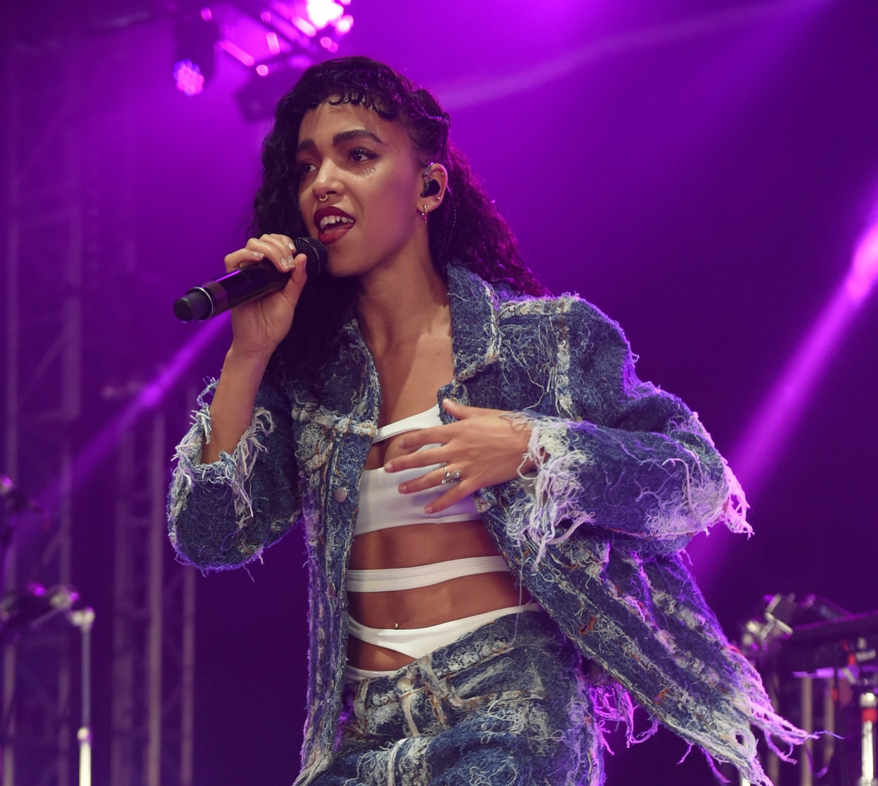 Picture of fka twigs