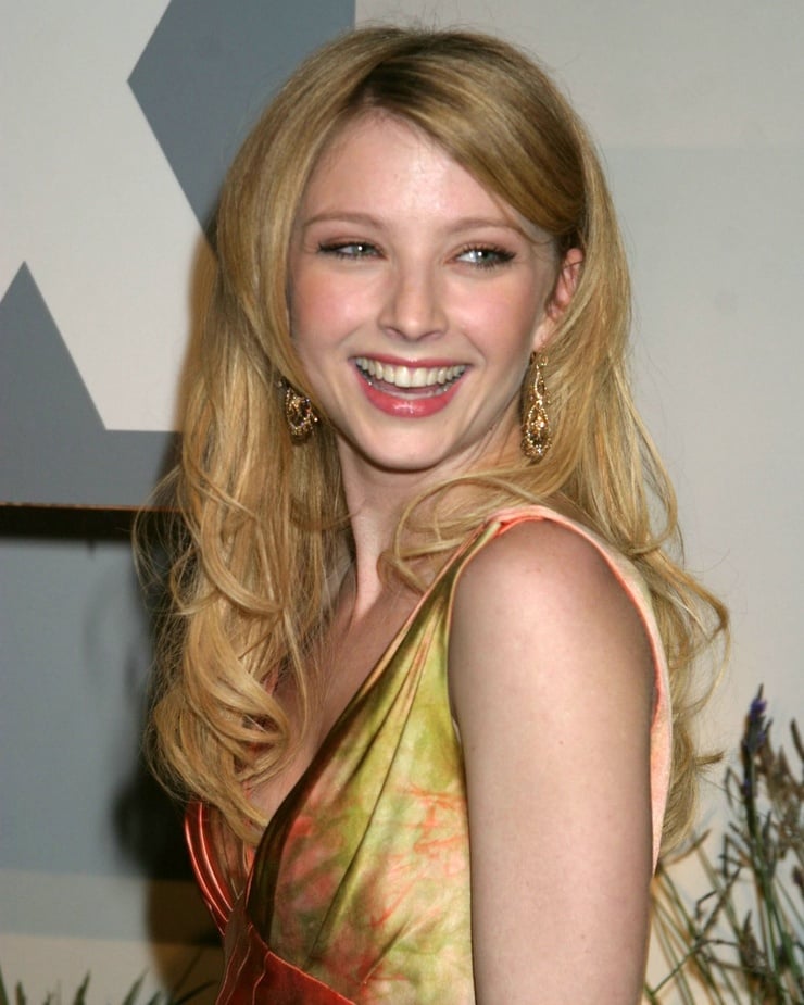 Next photo of Elisabeth Harnois