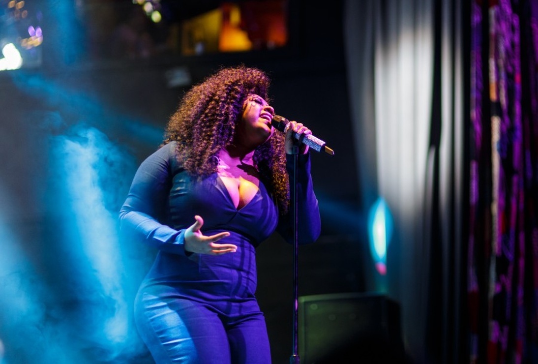 Picture of Jazmine Sullivan