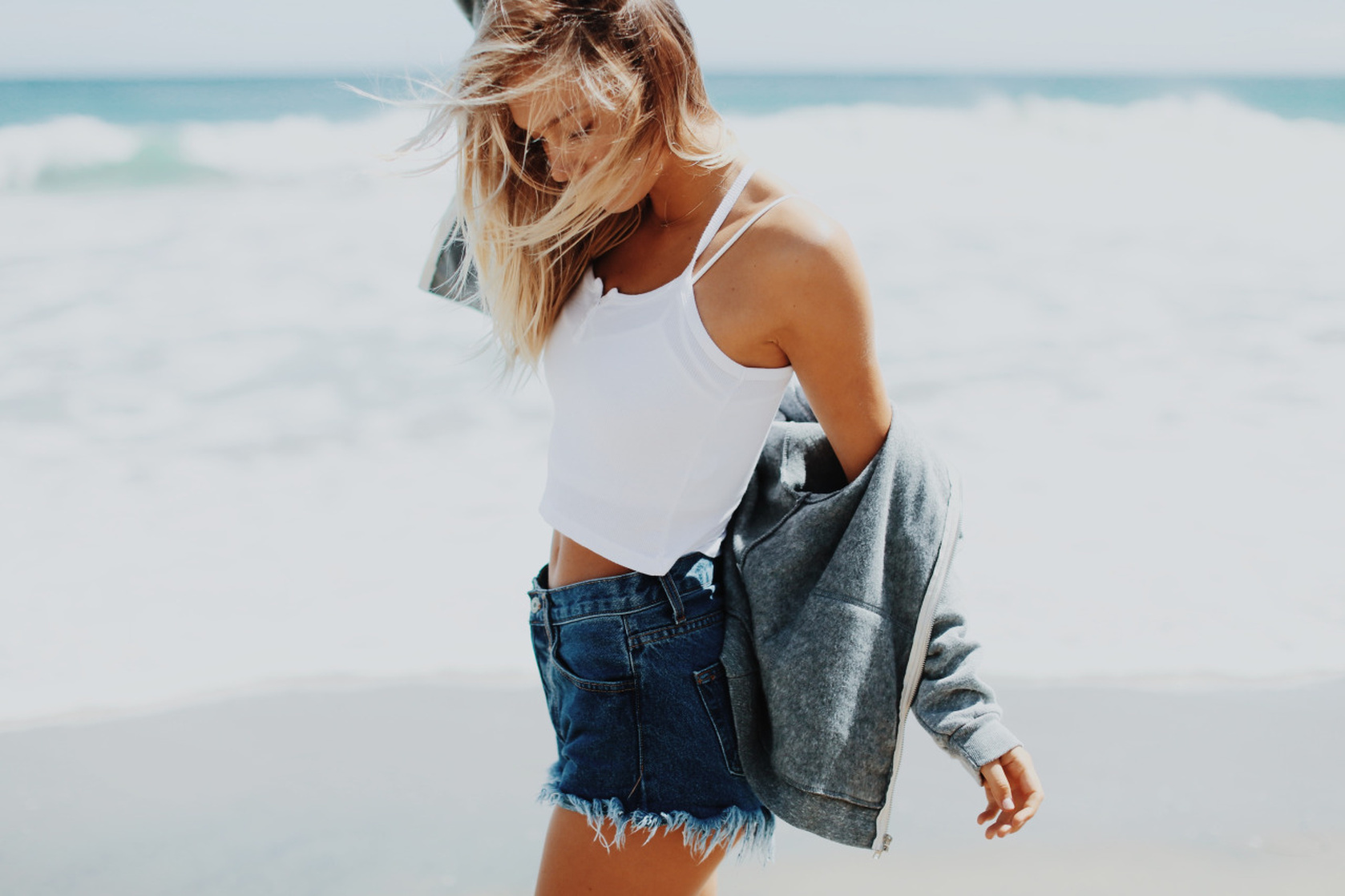 Alexis Ren