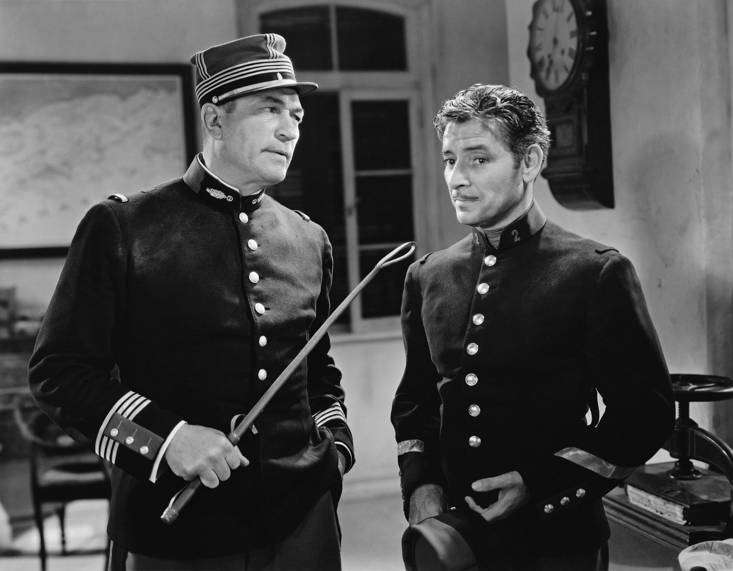 Victor McLaglen, Ronald Colman