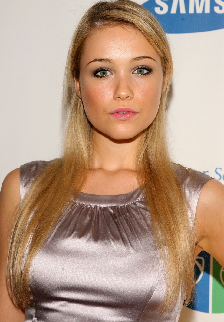 Katrina Bowden