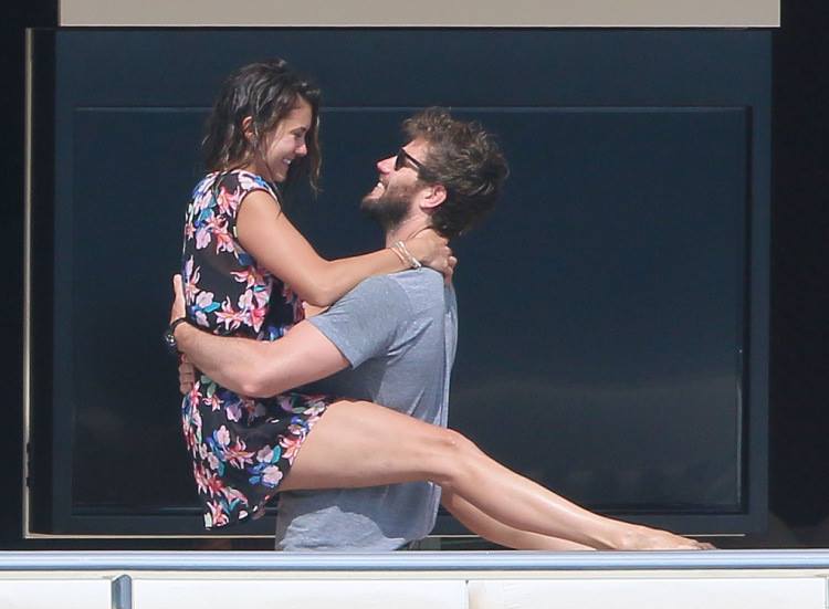 Nina Dobrev