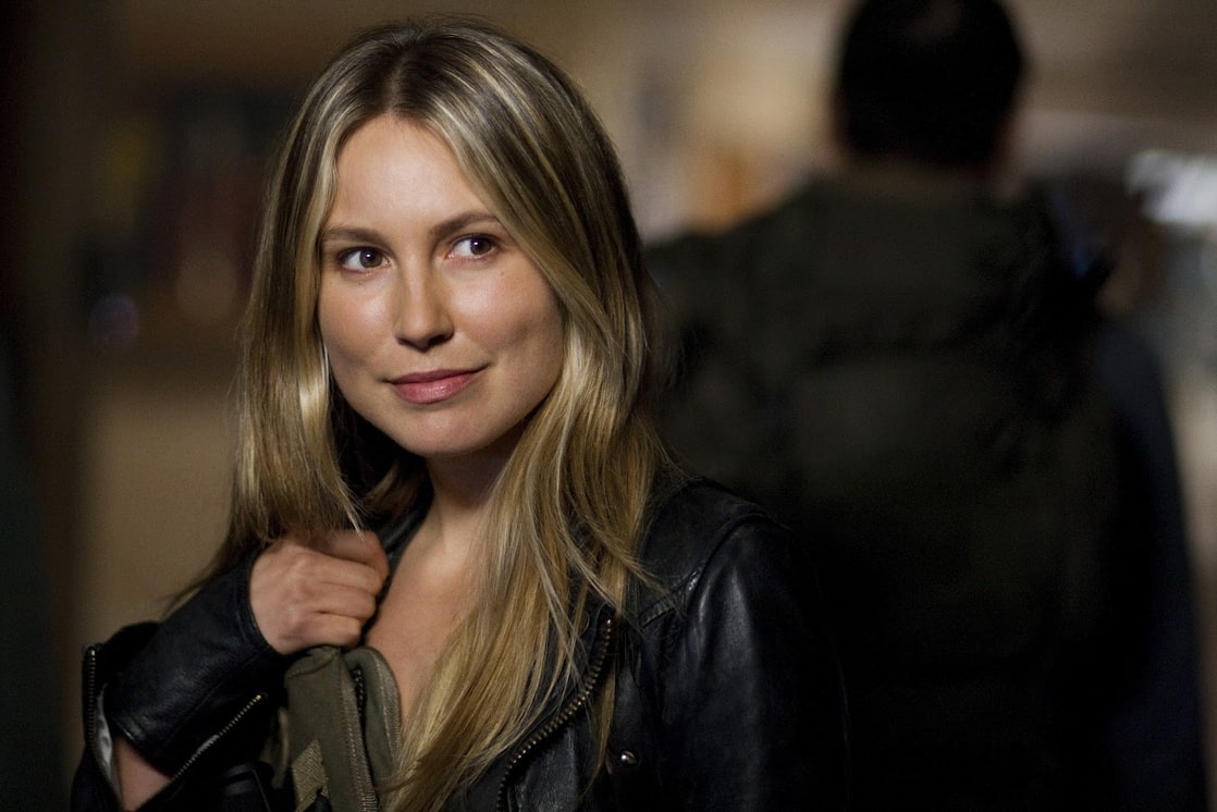 Sarah Carter Sarah Carter