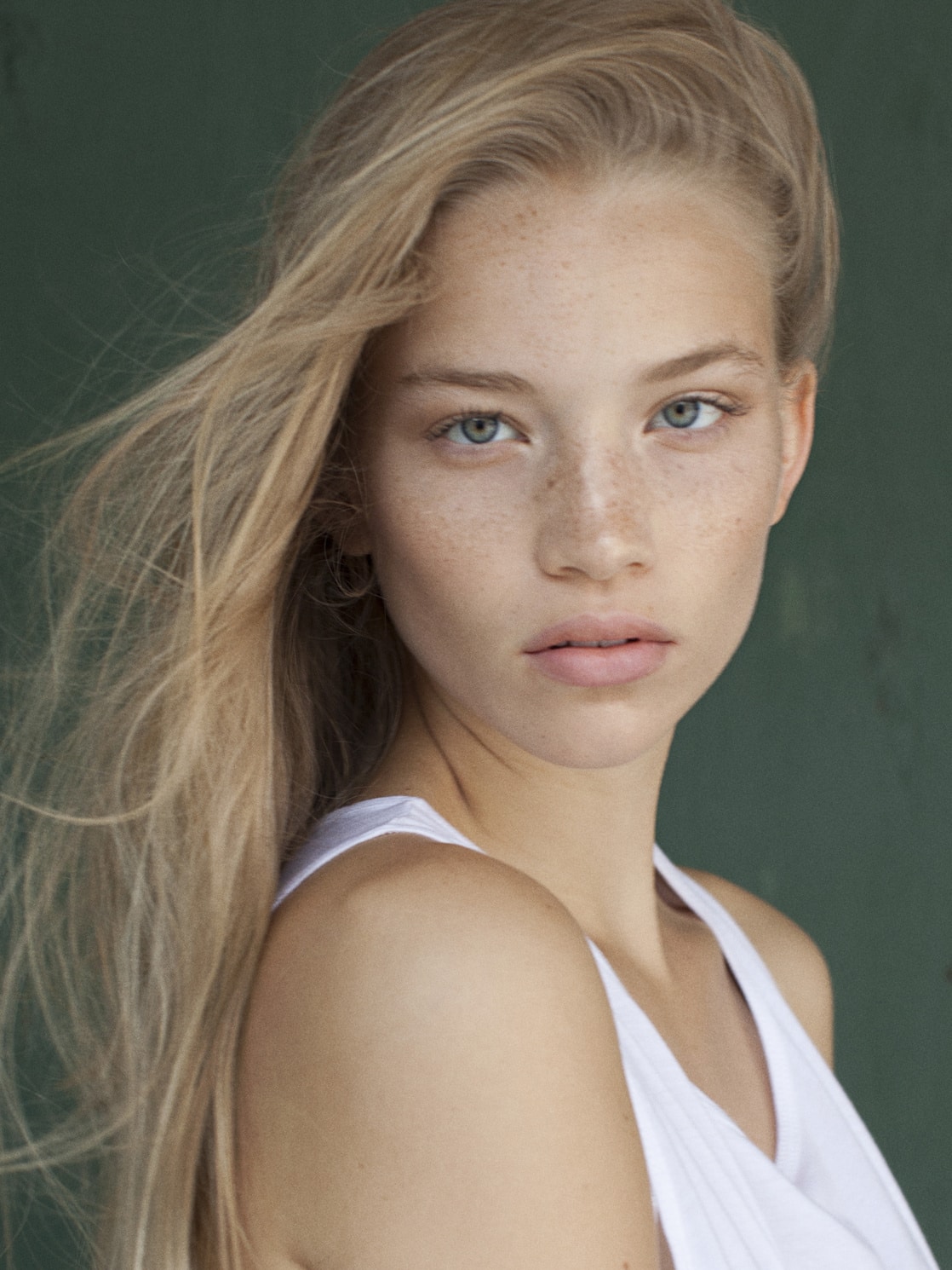 Img models. Ребекка лонгендук. Rebecca Leigh. Ребекка ли Лангендейк. Rebecca Leigh Longendyke модель.