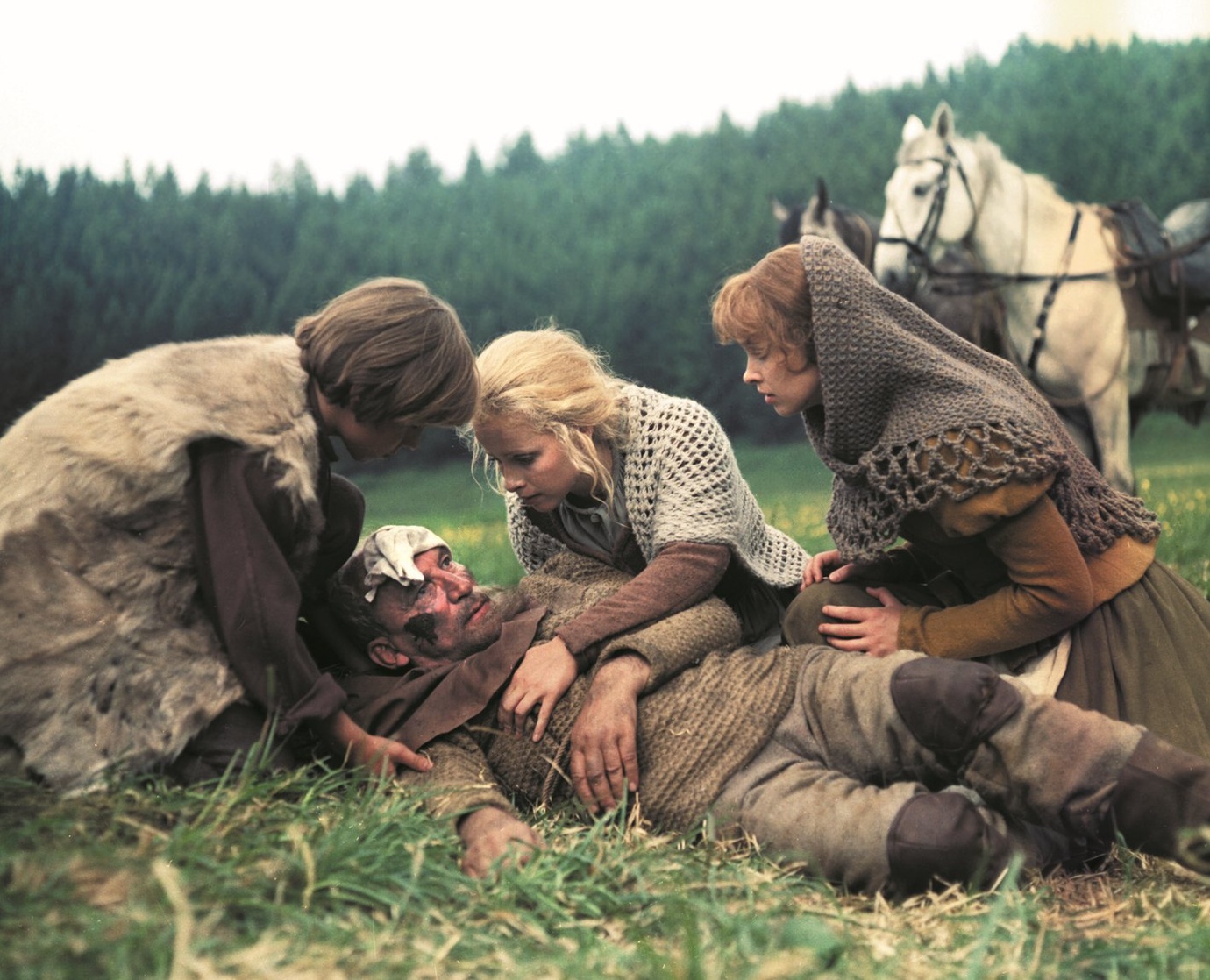 Schneeweißchen und Rosenrot Schneeweißchen und Rosenrot