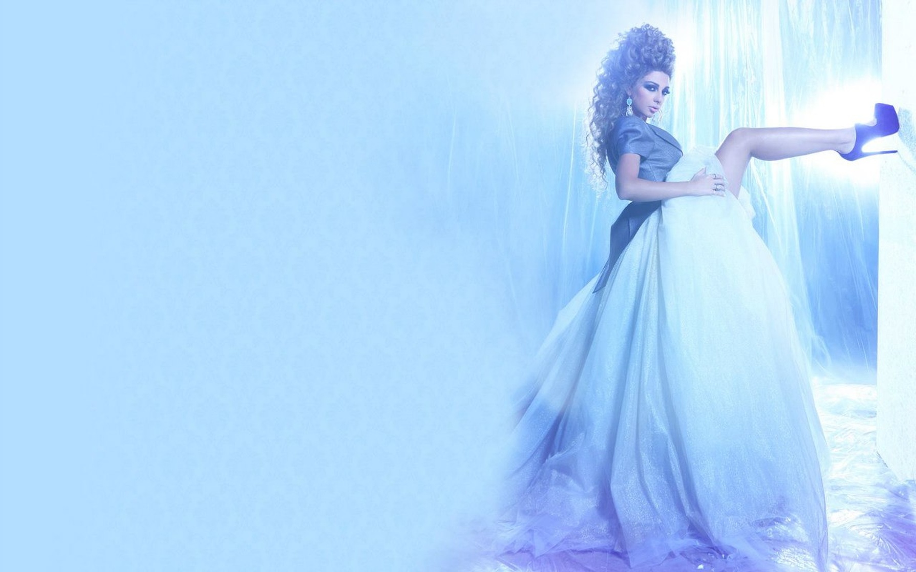 Myriam Fares Myriam Fares