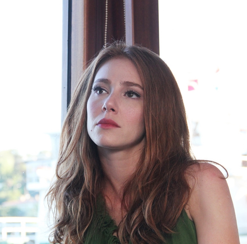 Elçin Sangu Elçin Sangu