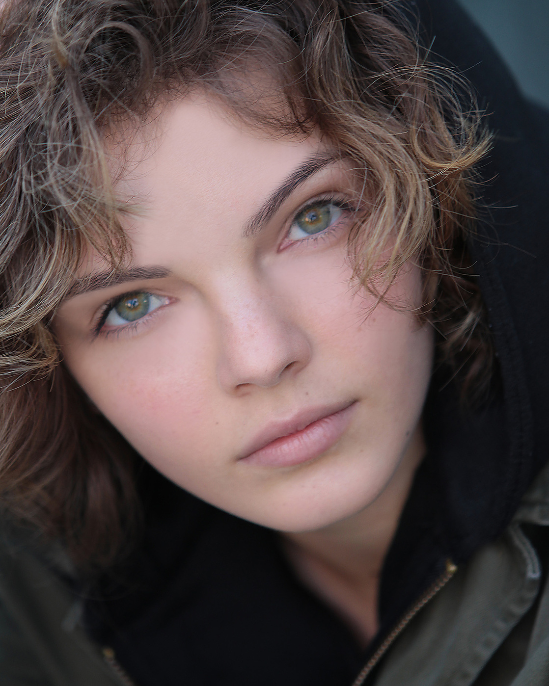 Picture of Camren Bicondova
