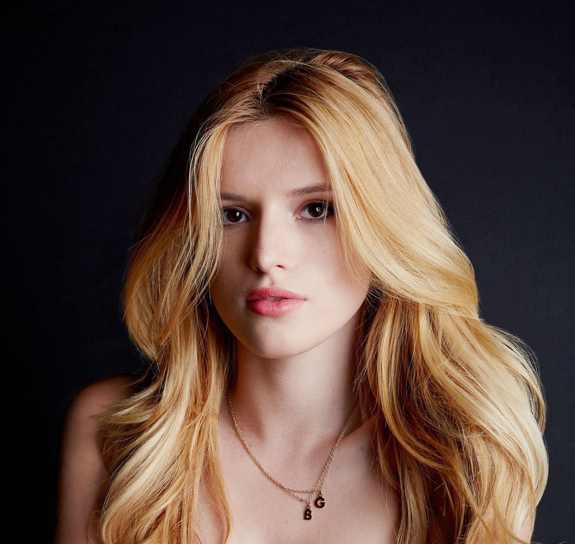 Bella Thorne image