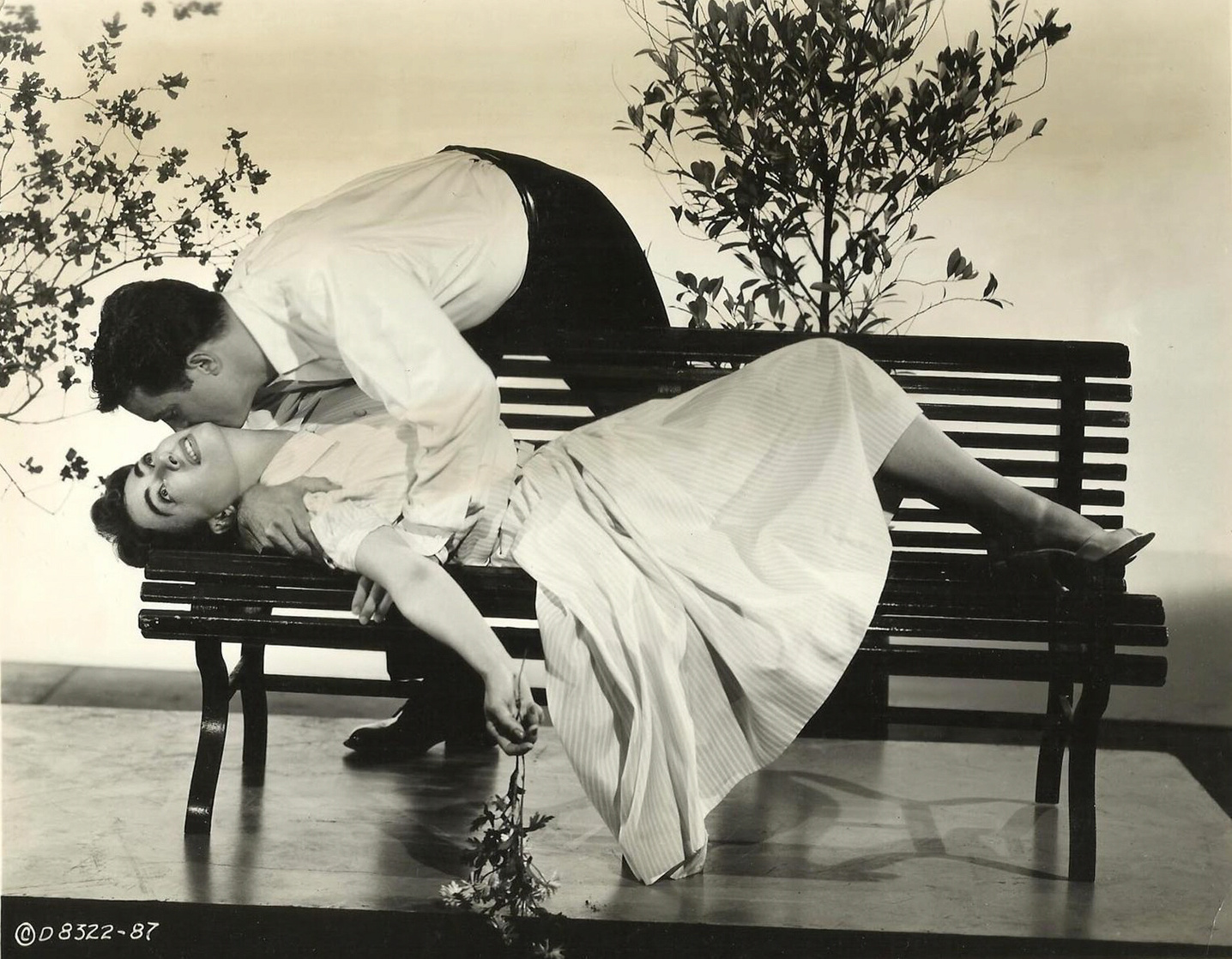 Autumn Leaves (1956) Autumn Leaves (1956)