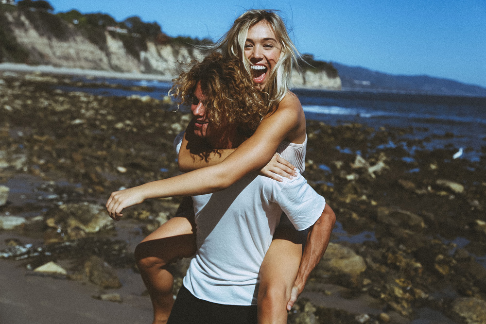 Alexis Ren