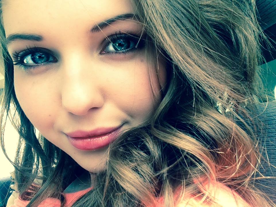 Sammi Hanratty Sammi Hanratty