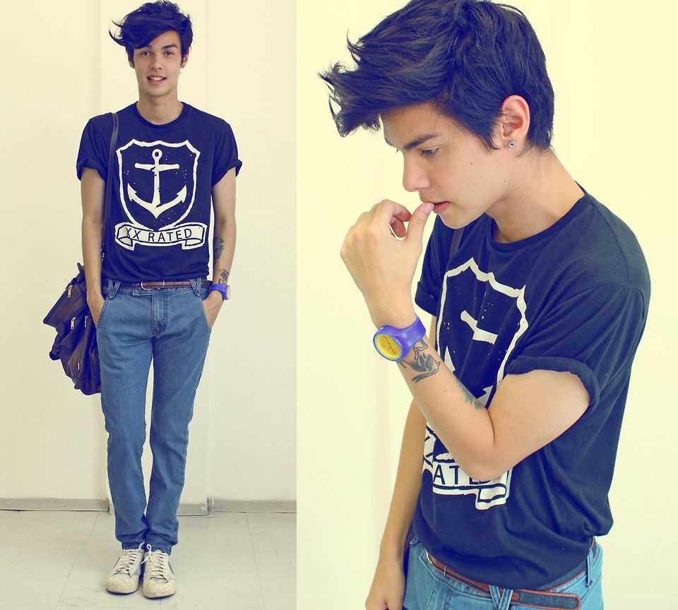 Dress wear put on разница. Beautiful like boy. Get wear. Фоны для рабочего стола красивые девушки. Woman in front of the mirror.