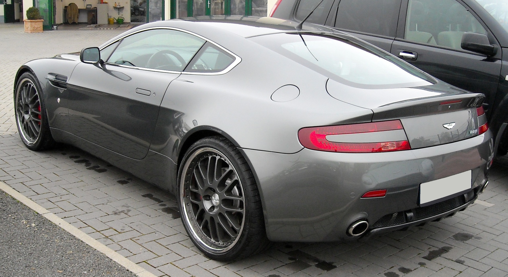 Aston Martin V8 Vantage