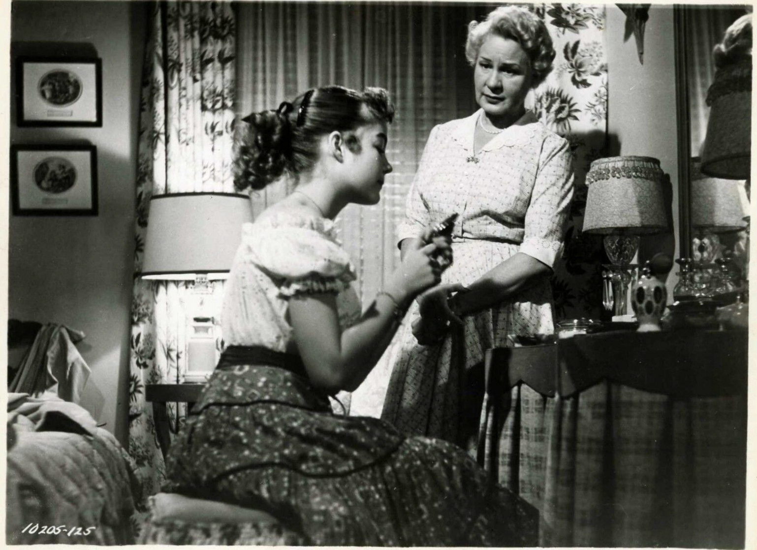 About Mrs. Leslie About Mrs. Leslie