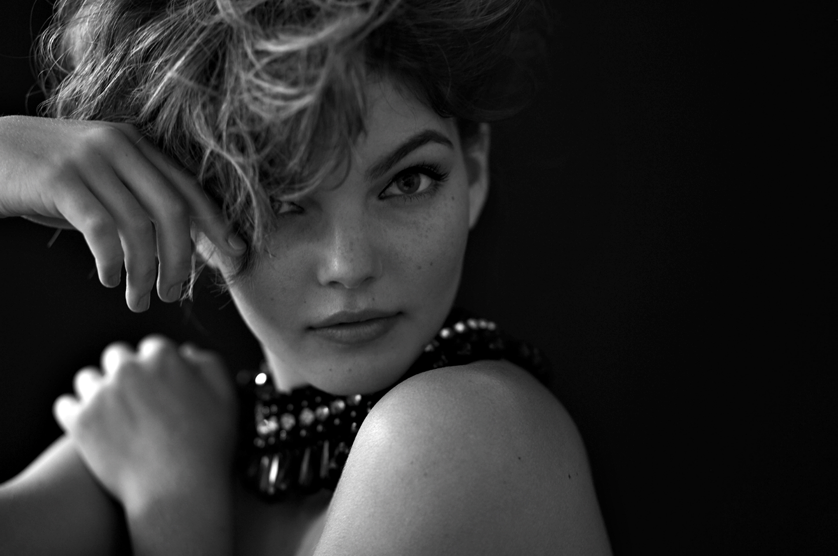 Camren Bicondova