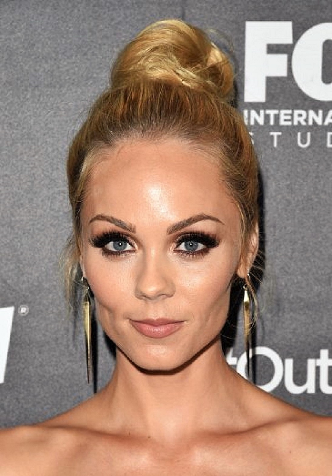 Laura Vandervoort