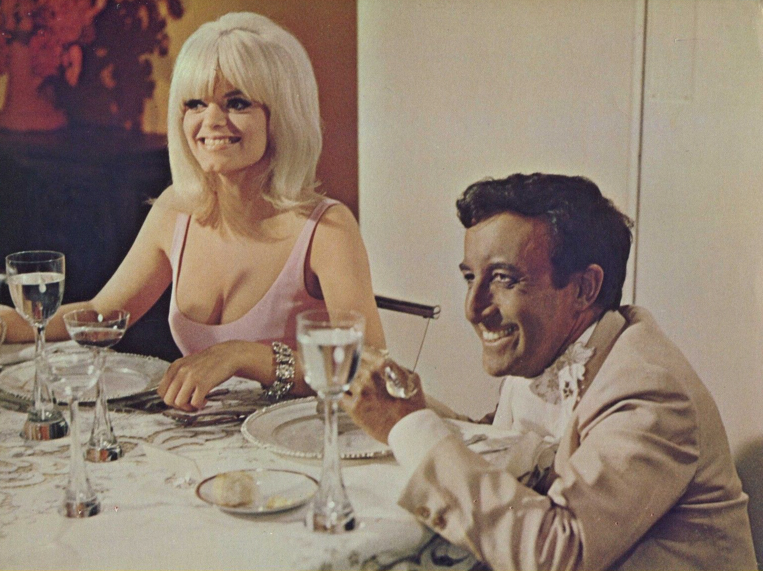 Carol Wayne
