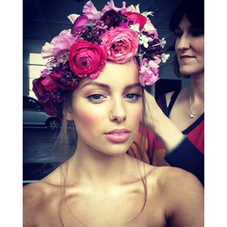 Sarah Burns model picture