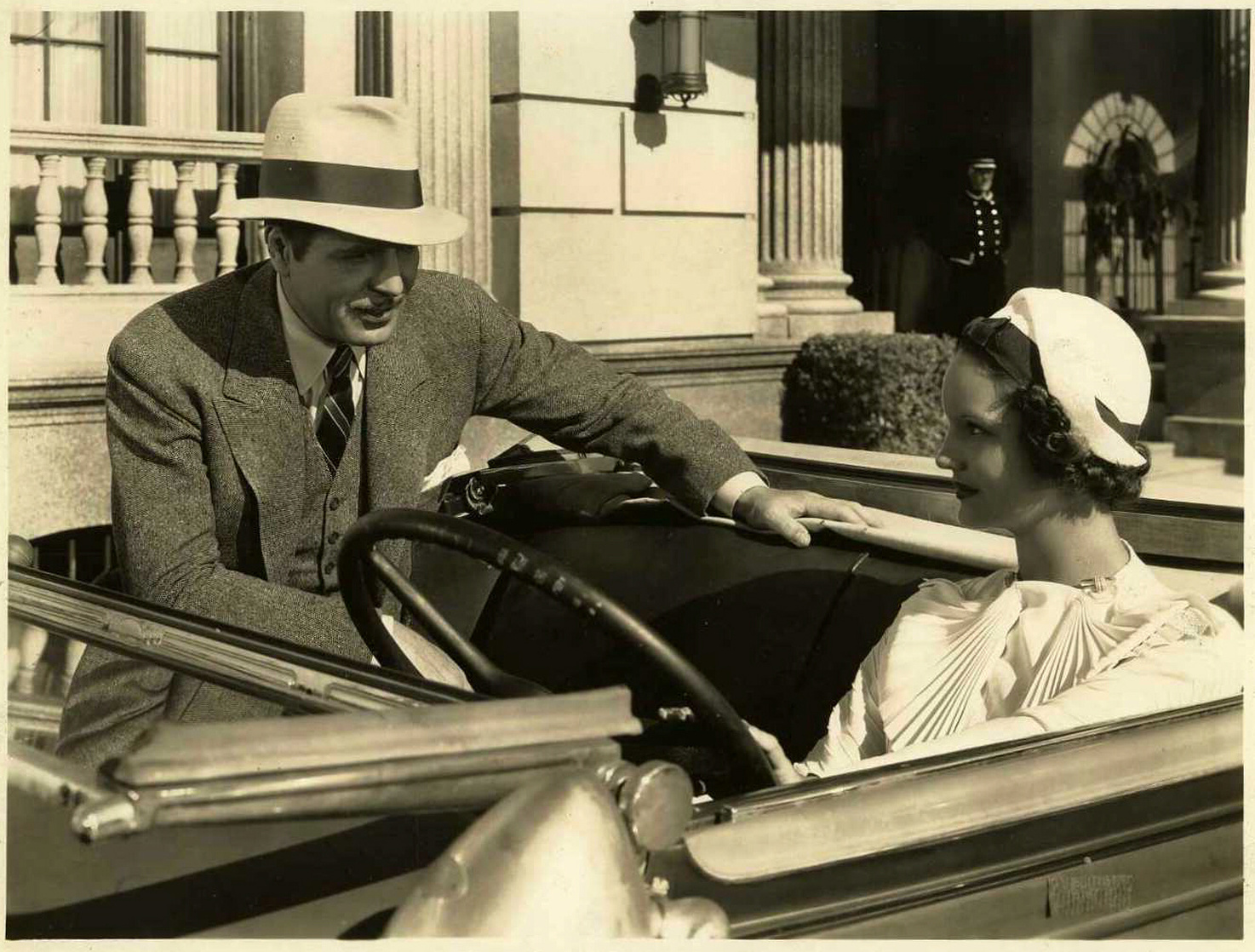Warner Baxter Rochelle Hudson warner-baxter-rochelle-hudson