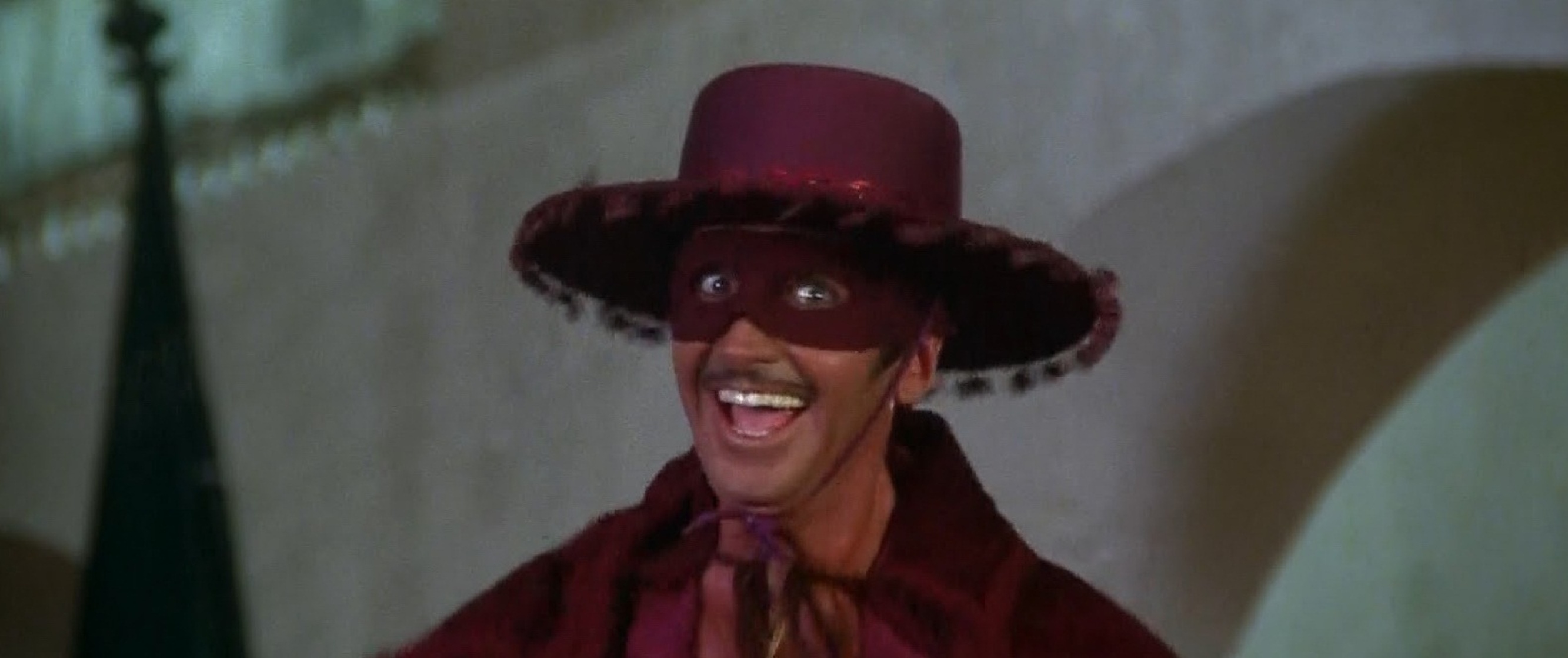 Zorro: The Gay Blade                                  (1981)