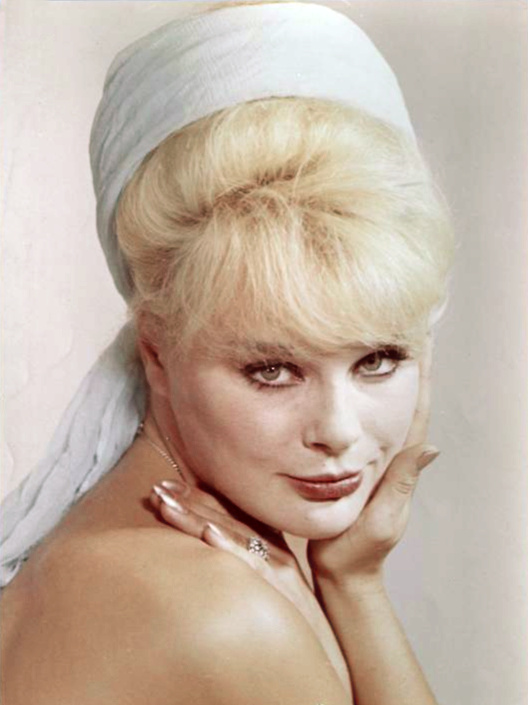 Elke Sommer hut