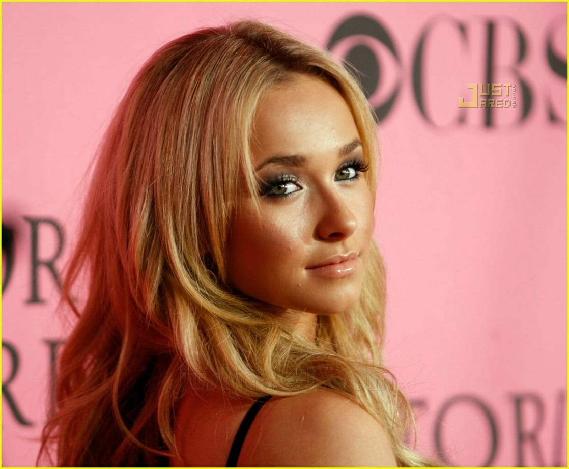 Hayden Panettiere sweet picture