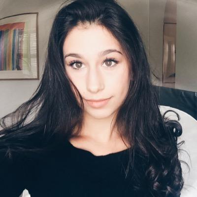 Picture of Zoey Burger