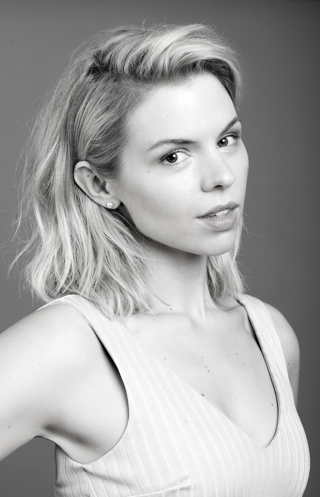 Olivia Colman (born 1974),Sadie Frost XXX fotos Trevor Eve (born 1951),Jill Hennessy born November 25, 1968 (age 49) Gayathri Raguram,Jean Porter Adult movies Ruth Ford (actress),Alice Backes