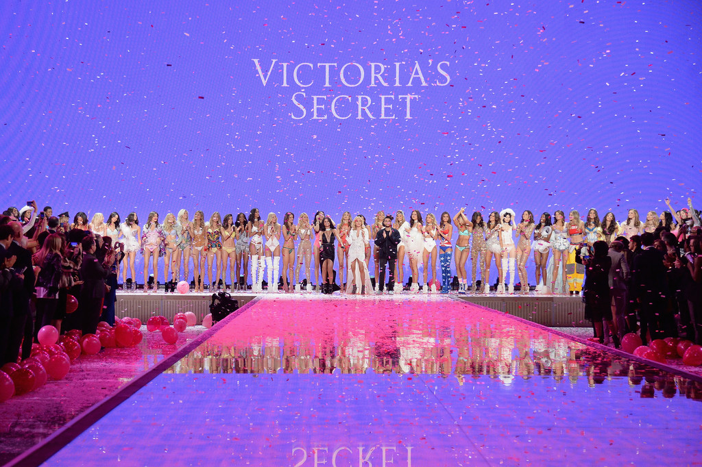  Victoria's Secret Fashion Show (2015) 