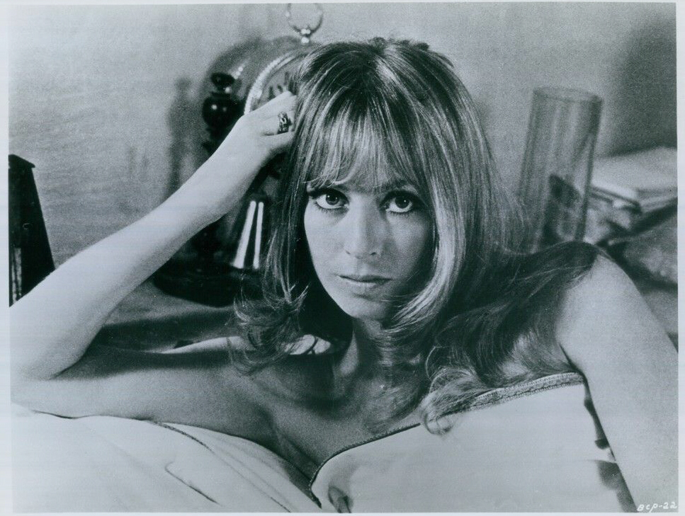 The Bird with the Crystal Plumage (1970)