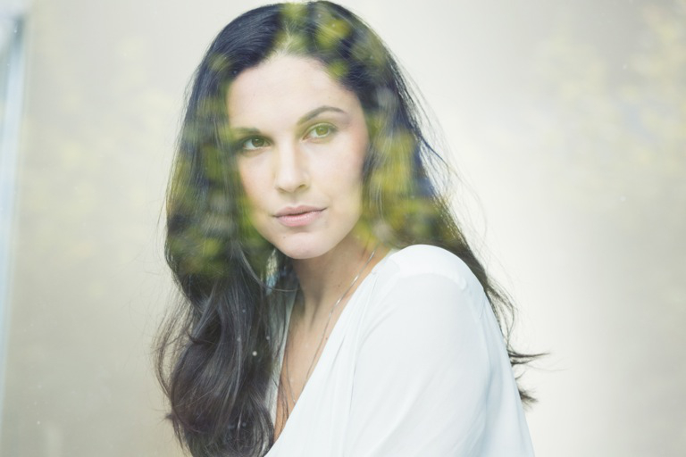Simin Tander Simin Tander