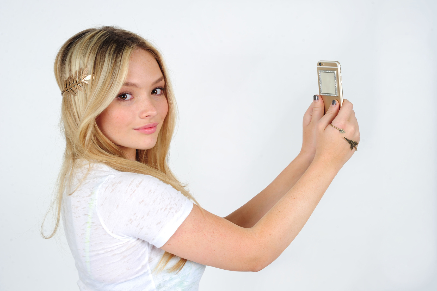 Natalie Alyn Lind