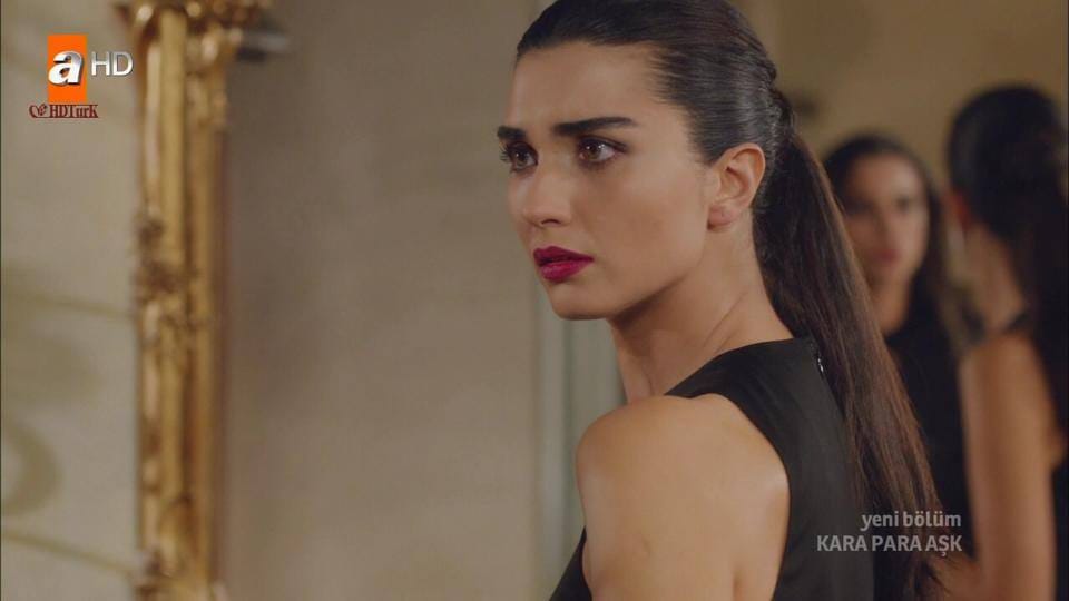 Tuba Büyüküstün Tuba Büyüküstün