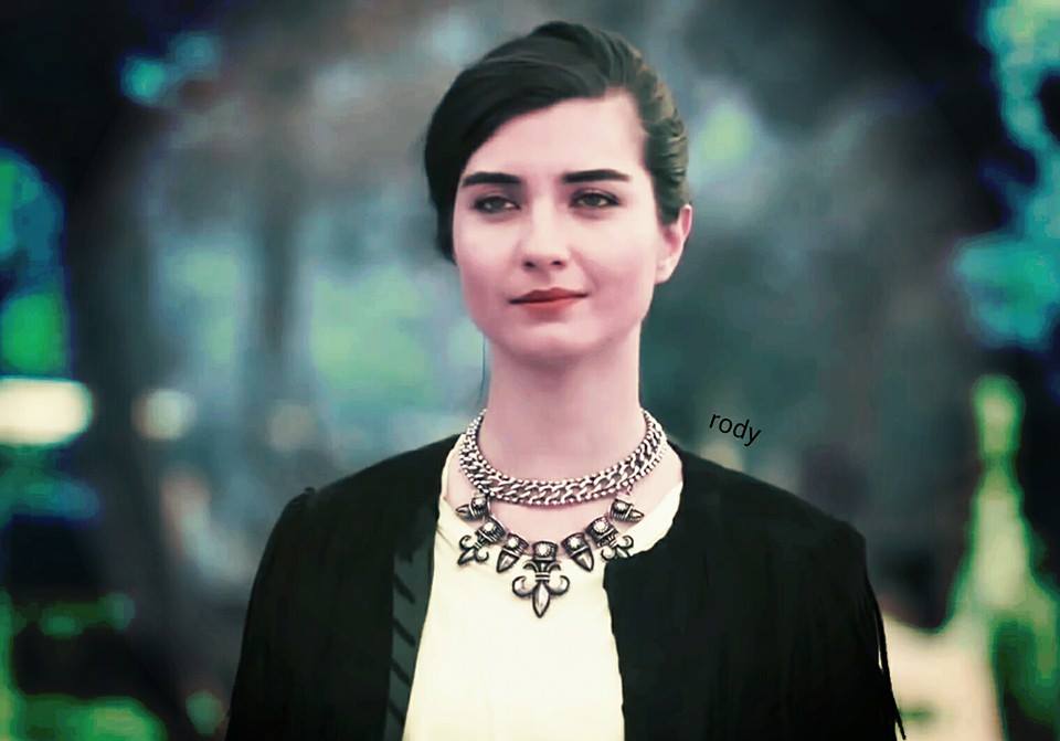 Tuba Büyüküstün