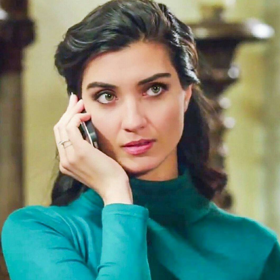 Tuba Büyüküstün