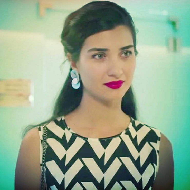 tuba büyüküstün picture