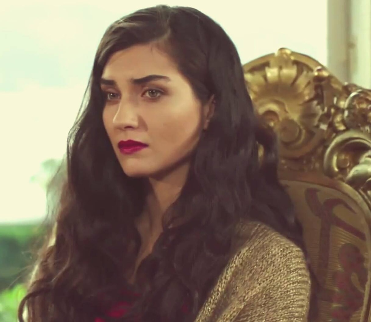 Tuba Büyüküstün