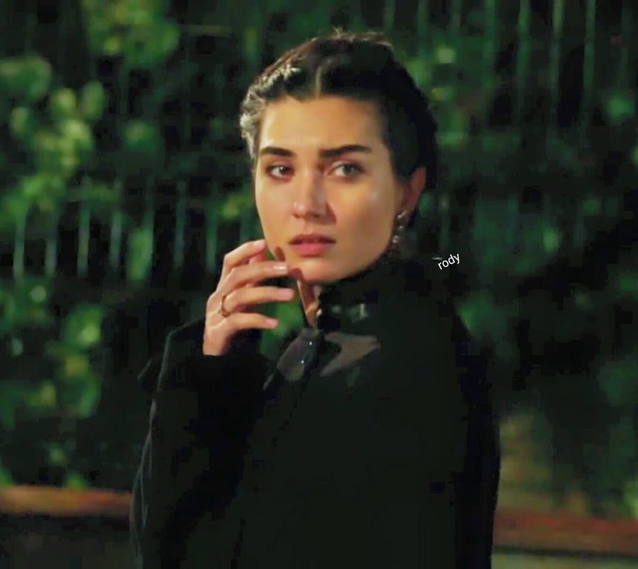 Tuba Büyüküstün