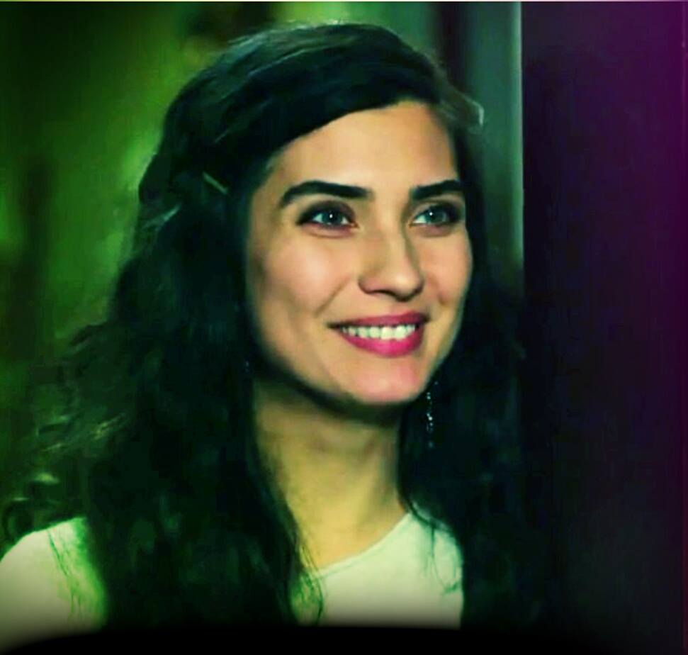 Tuba Büyüküstün