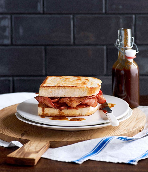 Bacon Butty (Bacon Sandwich) image