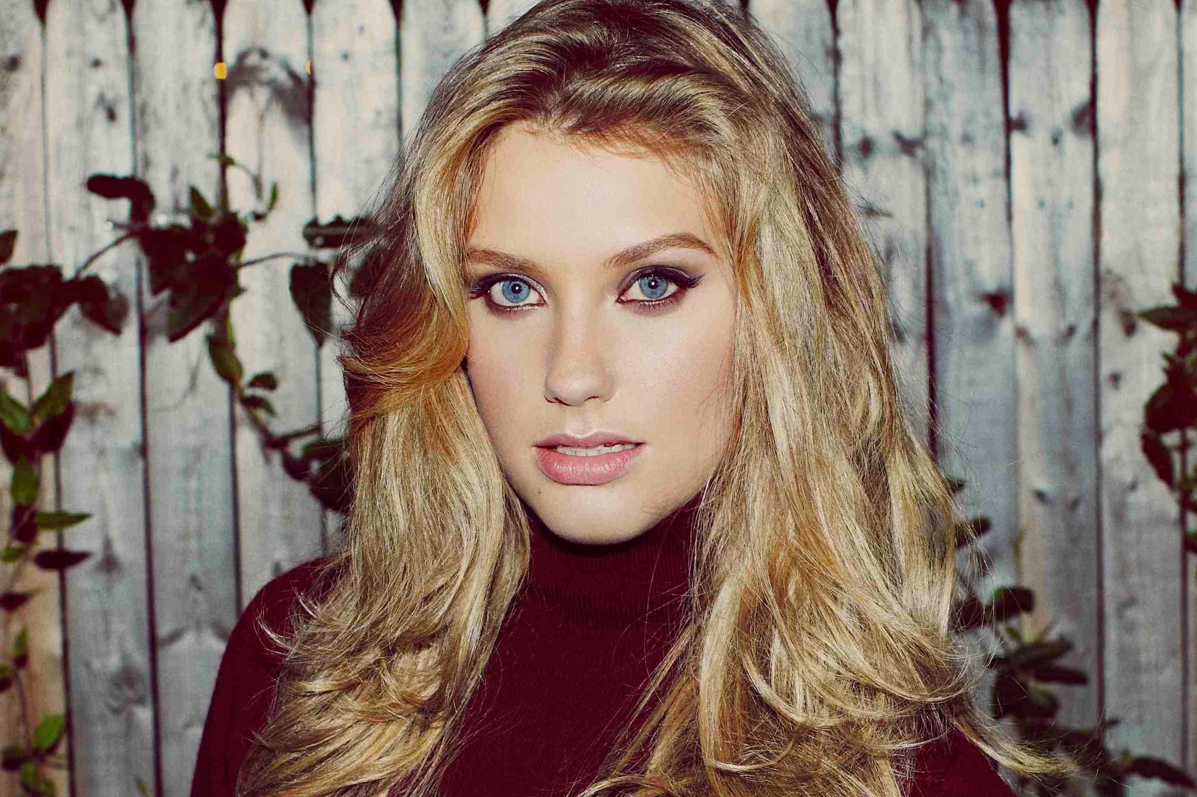 Ella Henderson
